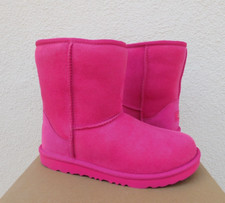 UGG CLASSIC SHORT II SHEEPSKIN BOOTS, YOUTH US 4, FITS WOMEN US 6/ EUR 37 NIB