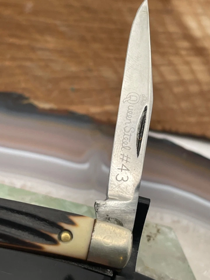Vintage Queen Cutlery #43 2 Blade Pen knife w/WInterbottom Handles--38.25 - Image 3 of 4