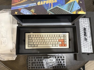 Pixelspace Capsule65 Mechanical Gaming Keyboard