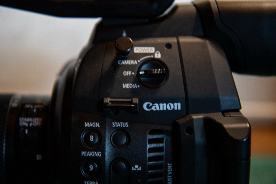 Rent a Canon C100 Mark II EF Mount