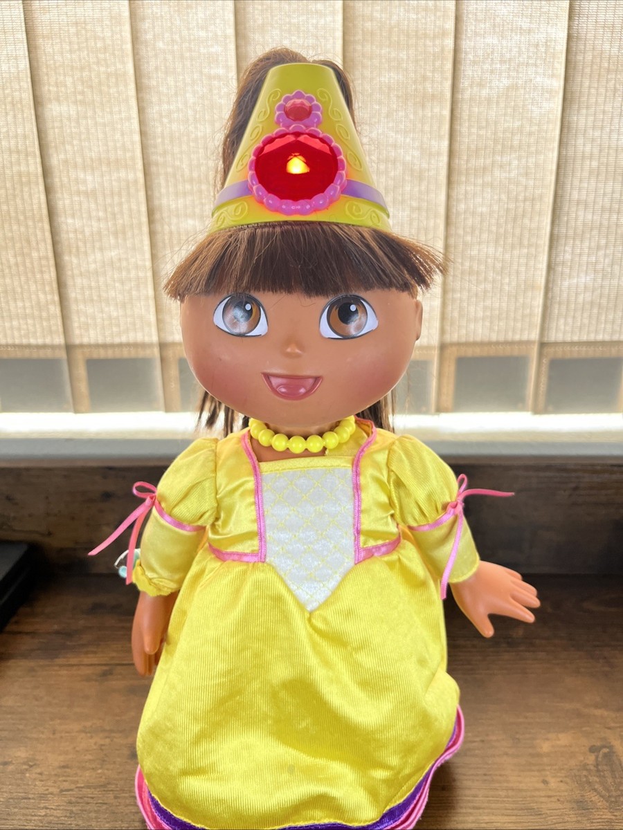 Vintage Dora the Explorer Magic Hair Fairytale Princess Doll Talks