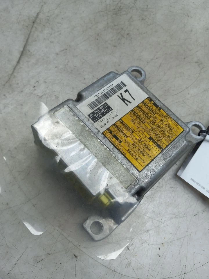 Toyota Prius 2013 1,8 L tracción delantera con airbag módulo de control electrónico ECM  Foto 3 de 4