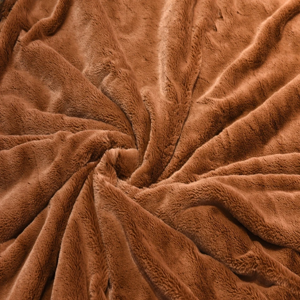 Luxury Faux Fur Throw Blanket w/ Reversible Design Couch Bed 84"x58" - Image 3 of 4