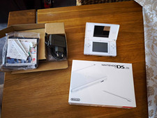 Nintendo DS Lite Konsole Weiß mit OVP und Zu...