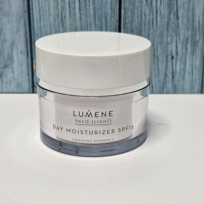 Finland Lumene Valo (Light) Day Moisturizer SPF 15 Vitamin C - ALL SKIN TYPES