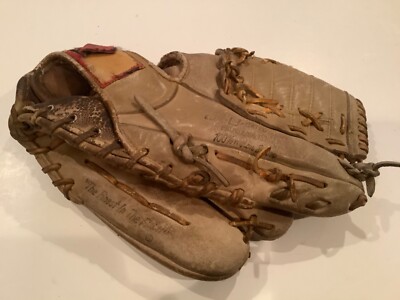 Vintage Rawlings GJ 59 Brooks Robinson Autograph Leather Baseball