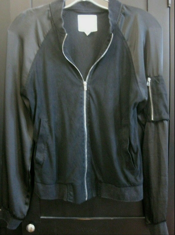 Lot of 2- Ivy + Main Black Bomber Jacket & Destined Gray Crop Tank Top Size XS