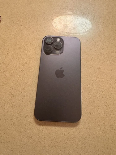With Tiktok iphone 14 pro max 128gb unlocked