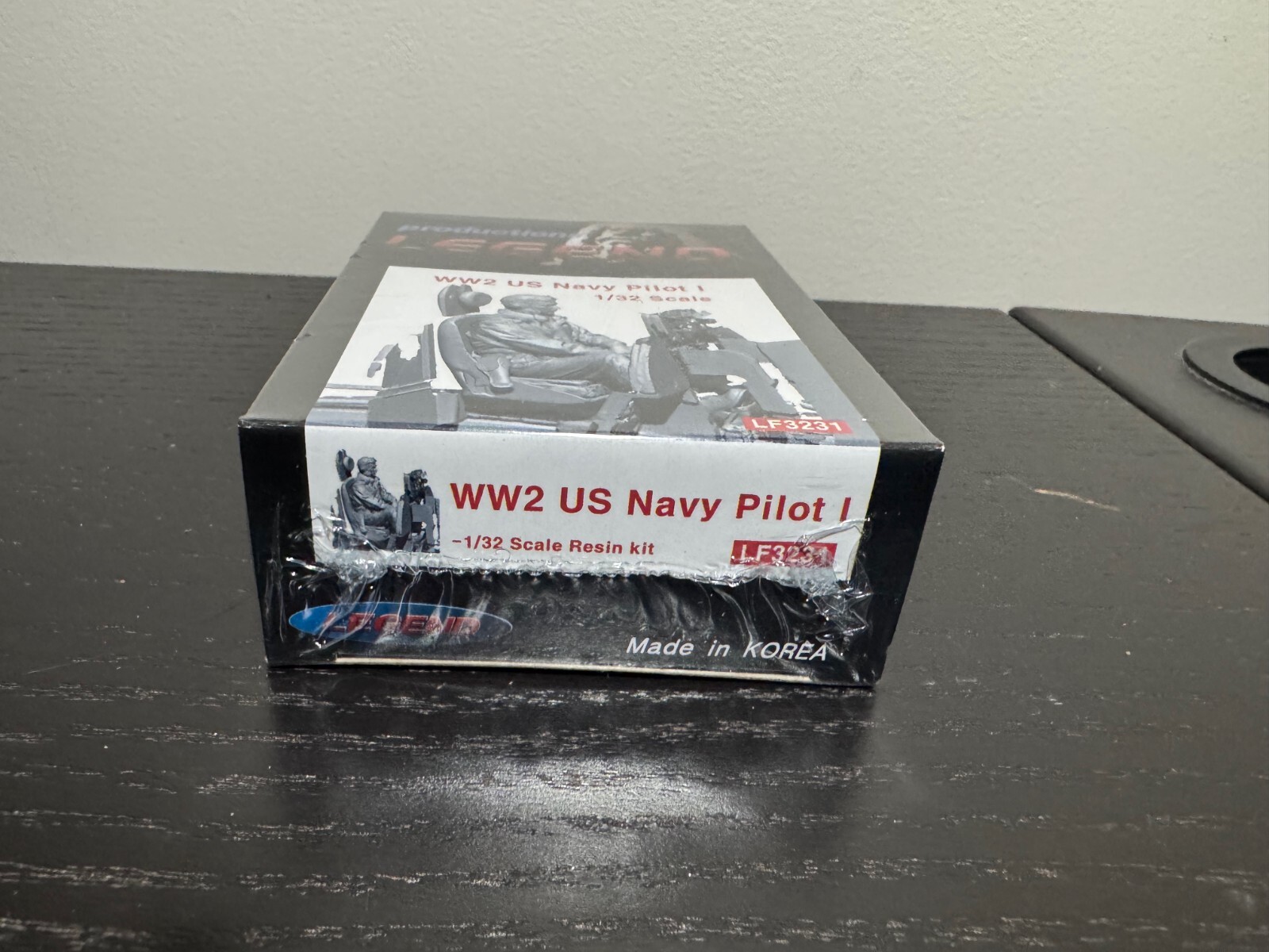 1/32 Legend Production WW2 US Navy Pilot I (2 Heads) #LF3231