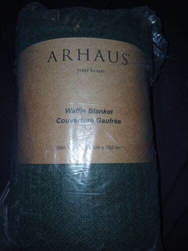 nip ARHAUS® Waffle Knit Throw Blanket Dark Green 100% cotton 50" x 60"