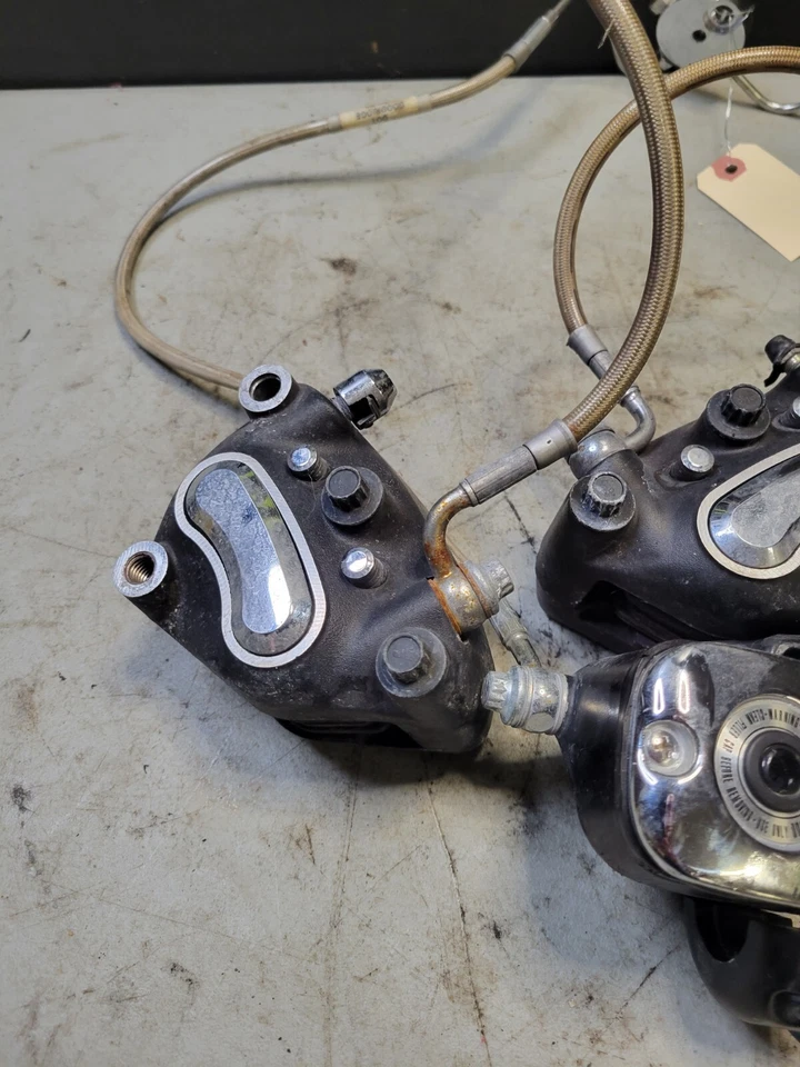 🔥 2006 02-08 Harley Davidson Street Glide FLHXI Front Brake Caliper Perch Line - Image 3 of 4