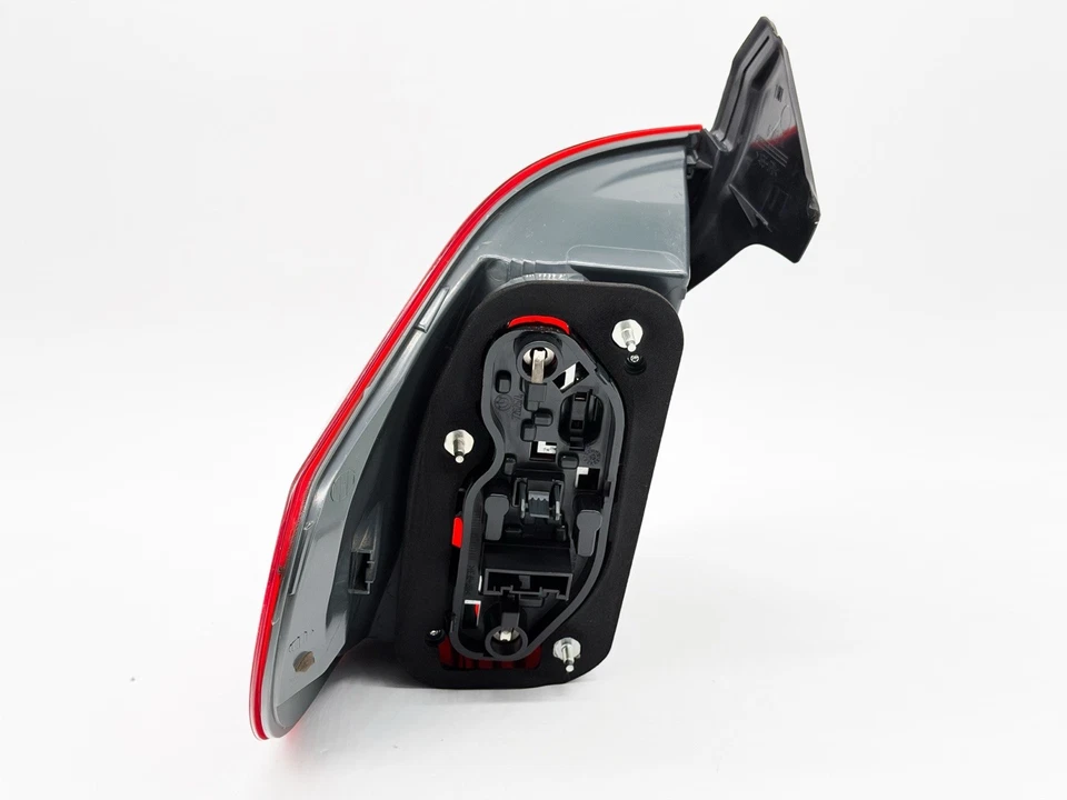 Luz trasera exterior derecha BMW X5 X5M E70 2011-2013 63217227792 OEM usada Foto 3 de 4