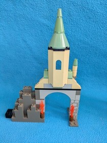 LEGO Harry Potter: Vintage Set 4709 Hogwarts Castle W/Instructions - Read