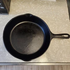 wagner ware cast iron skillet 10.5