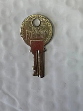 Vintage Excelsior #4330 Key-Luggage Steamer Trunk, Suitcase, Briefcase...NEW