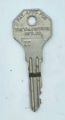 5 Omega Chrysler Original 1933-34 Rare Cut Car Keys. Mopar, DPCD