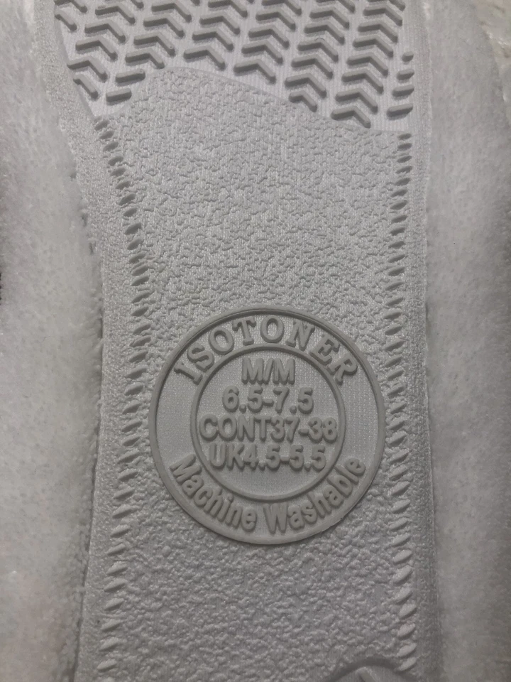 Zapatillas Isotoner 6.5/7.5 Oso de Peluche Suela de Goma Suave Blanco Cómodas Lavables Foto 4 de 4