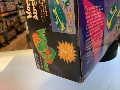 Moron Airship Vehicle (Vintage Space Jam, Playmates) Seales