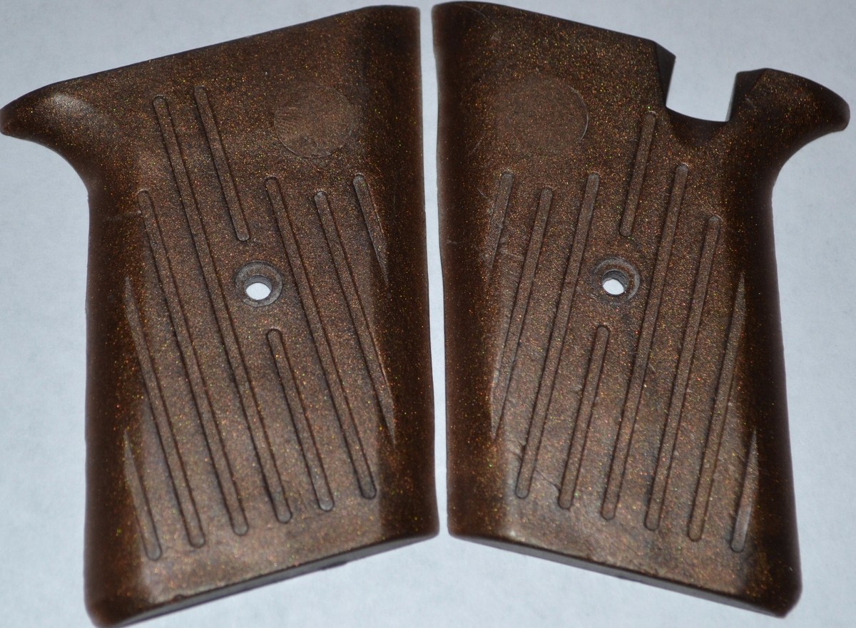 Davis Industries, Cobra P32 P380 pistol grips dark brown plastic