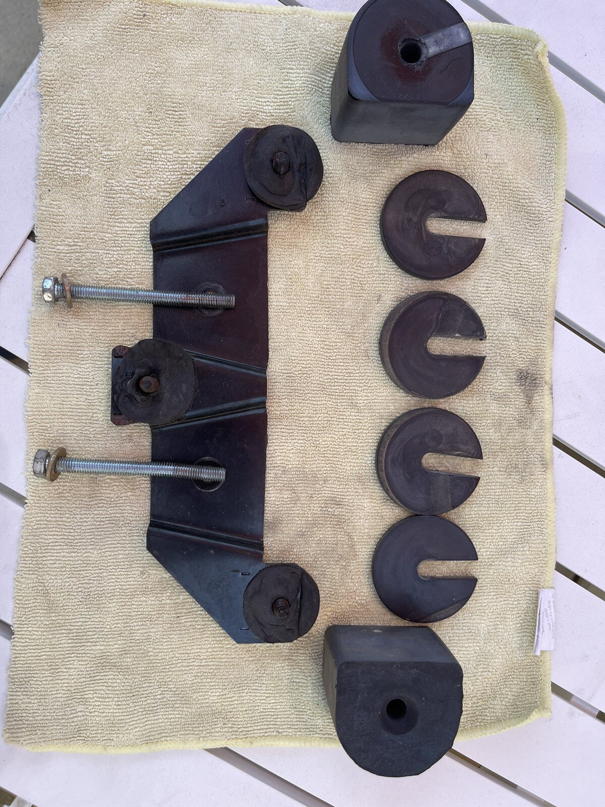 LAMBORGHINI MURCIELAGO FRONT BUMPER MOUNT MOUNTING BRACKET OEM 410807133A