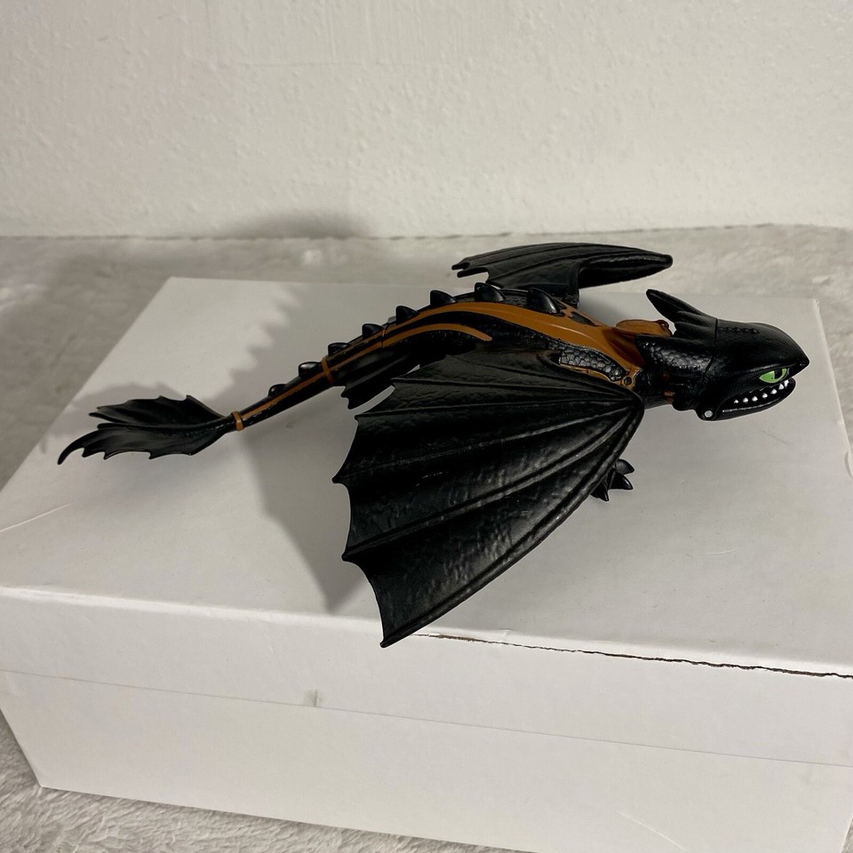 How to Train Your Dragon Toothless Hidden World 9.5” Toy Action Figure