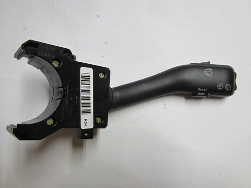 Skoda Fabia, Lenkstockschalter Scheibenwischerschalter 4BO953503H