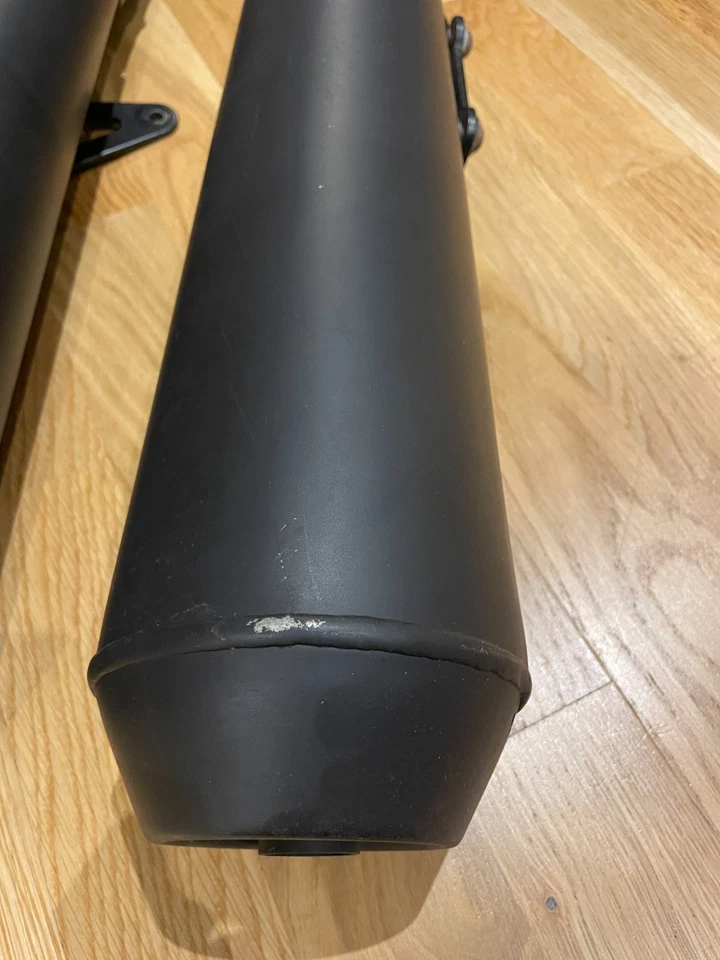 Original exhaust set for Moto Guzzi V7 III Stone (2018) - Image 4 of 4