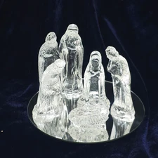 VTG 1990's 7 Piece Heavy Clear  Glass Nativity Set Christmas Décor Mirror