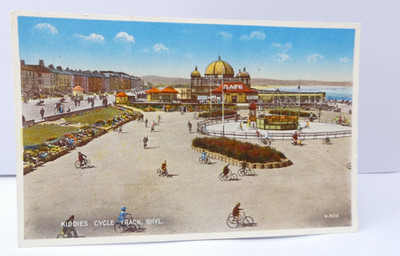 Kiddies Radweg Rhyl Postkarte farbig 50er Jahre Kinder Radfahren Meer