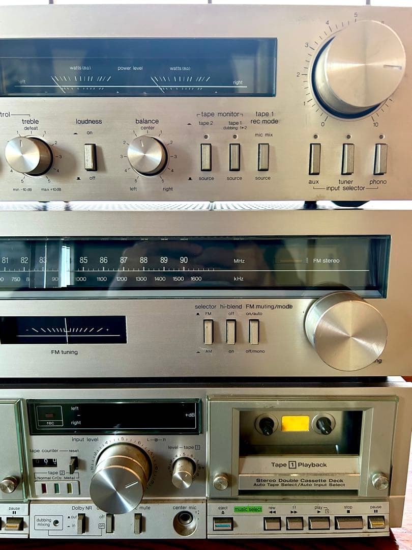 Technics SU-V22 Amp ST-S22 Tuner M202 Cassette Deck Vintage Hi-Fi