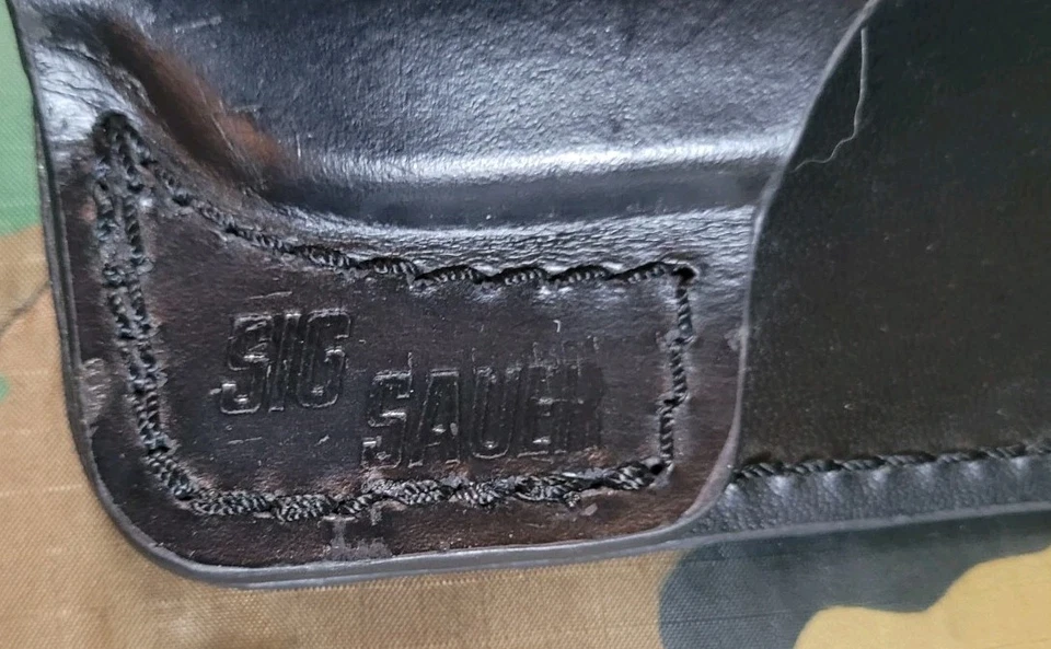 Funda de bolsillo de cuero negro Sig Sauer P238 Foto 2 de 4