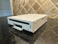 Nintendo Wii 1st Gen RVL-001 512 MB Home Console - White Includes Mario Tennis