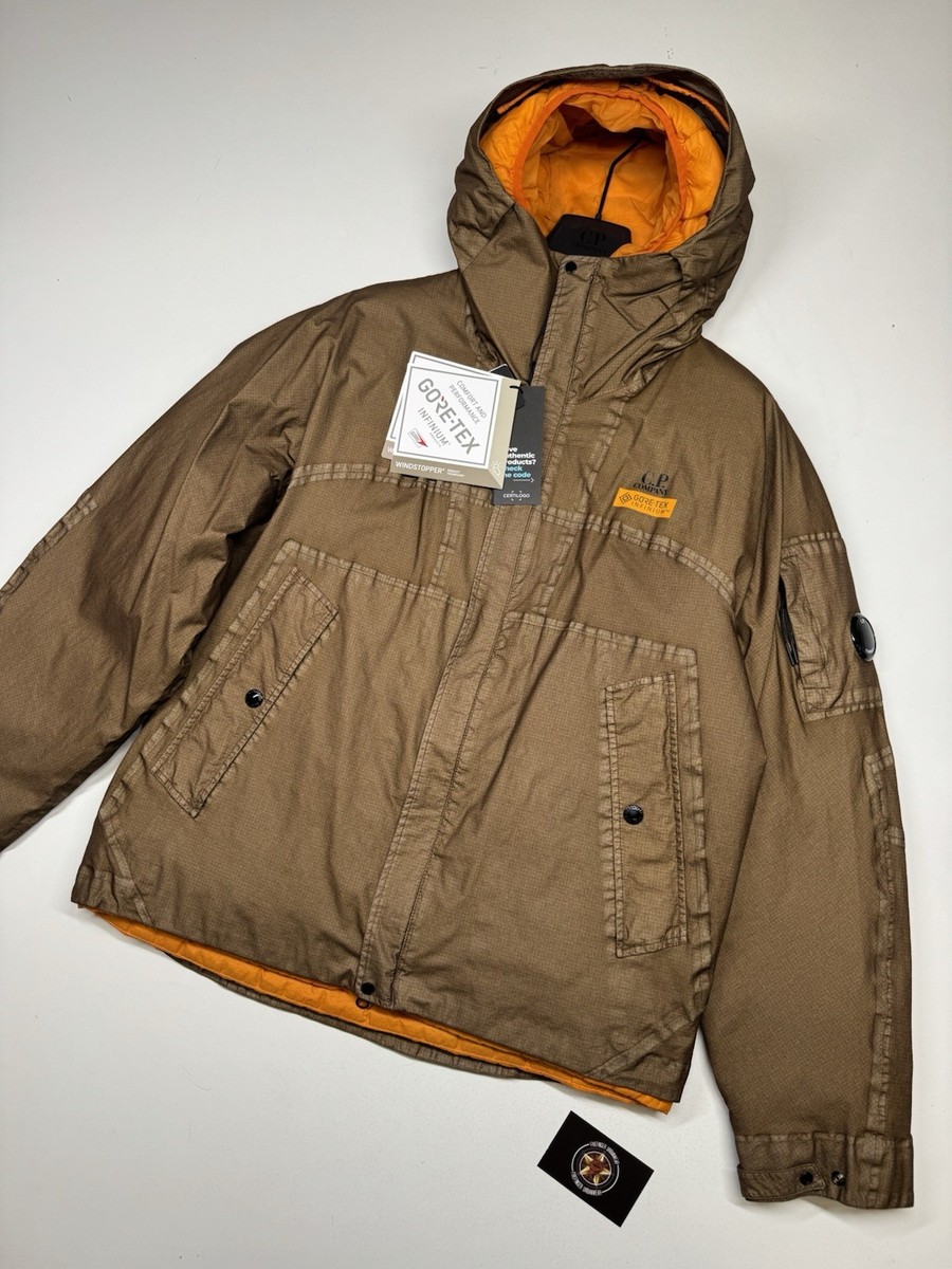 CP Company Goretex Infinium Mixed Hooded 2 in 1 Jacket. Rrp £1400