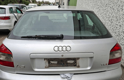 8L0827023M Hintere Tür. AUDI A3 (8L) 1.9 TDI (96Kw) Quattro Ber. 3p/d/1896cc