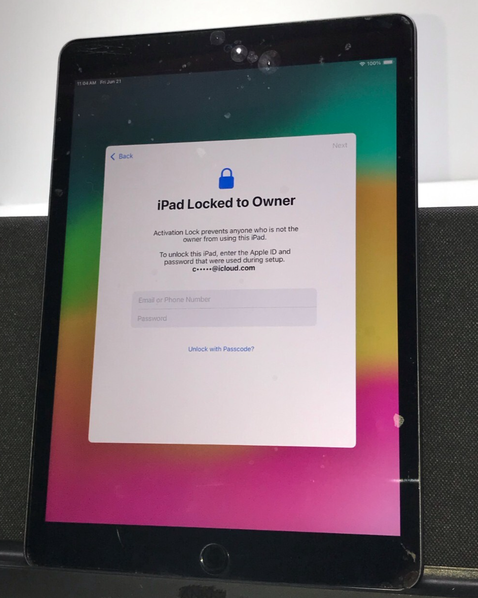 Apple iPad 9th Generation A2602 Wi-Fi, 10.2