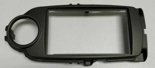 Toyota Yaris Einbaurahmen & Radioblenden fürs Auto