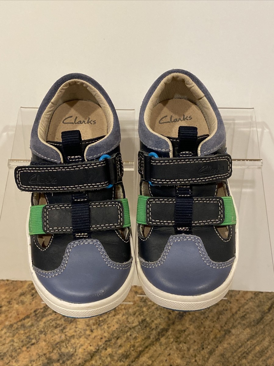 Clarks Boys Closed Toe Sandals Maltby Sun 1/2 EUC - Main Image