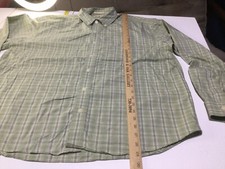 Eddie Bauer Shirt Mens XL Green Plaid Long Sleeve Button Down Wrinkle Resist