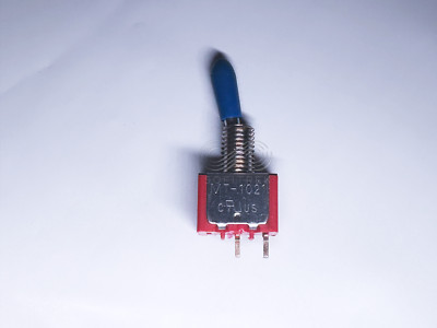 5PCS MT-1021 ZING EAR Toggle Switch SPST ON-OFF 6A 125VAC / 3A 250VAC Red & Blue