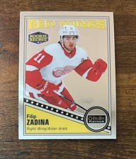 2019-20 O-Pee-Chee Platinum Retro #R68 Filip Zadina Detroit Red Wings Rookie