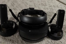 HP Windows Mixed Reality Headset with Controllers. UNTESTED!