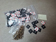 100 Stk. Klebesockel für Kabelbinder inkl. Schrauben (Aukt.6)