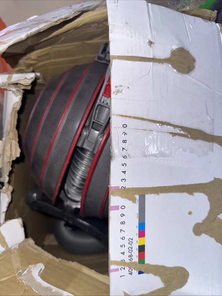 Dyson Ball Animal 3 Extra Upright 0.45gal Corded Vacuum Cleaner 394515-01 - Image 4 of 4