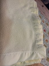 Baby Blanket Thermal Waffle Weave Acrylic Nylon Trim Yellow 50"x36 Vtg g13