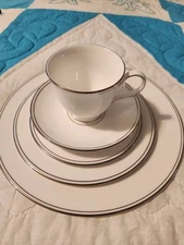 2 Lenox Federal Platinum 5 Piece Place Settings
