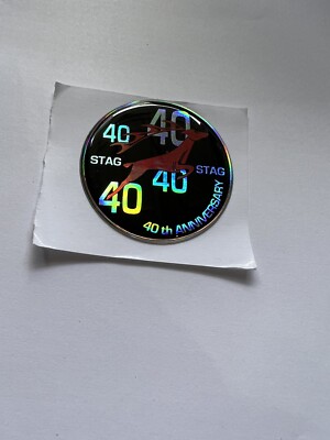 Triumph Stag Resin 40th Anniversary Badge 48 mm selbstklebend (b11)