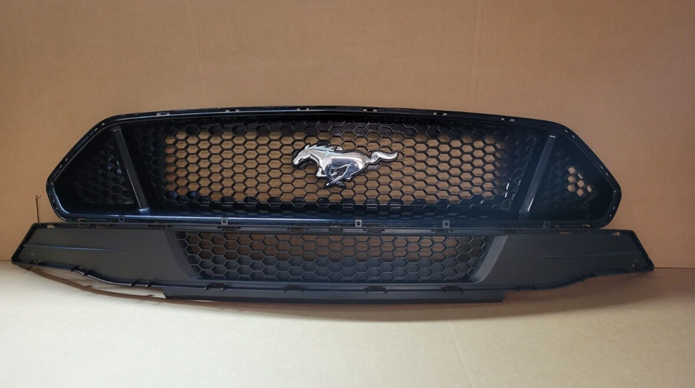 New Take Off 2018-2023 Ford Mustang Front Bumper Cover Grille Set