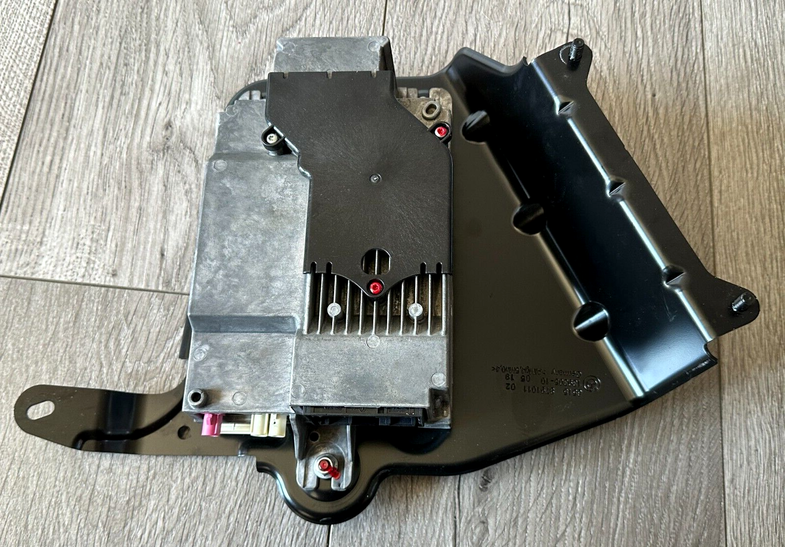 Picture 1 of 6