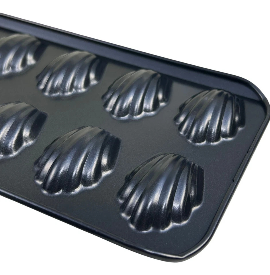 MINI MADELEINE BACKFORM 20er BACKBLECH BÄRENTATZEN Bärentatzenform Madeleineform - Bild 4 von 4