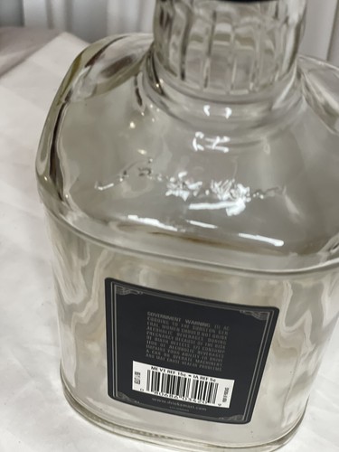 Jim Beam Black Extra Aged Empty bourbon Bottle w/ Cork 1 Liter Unrinsed Man Cave - Picture 3 of 9
